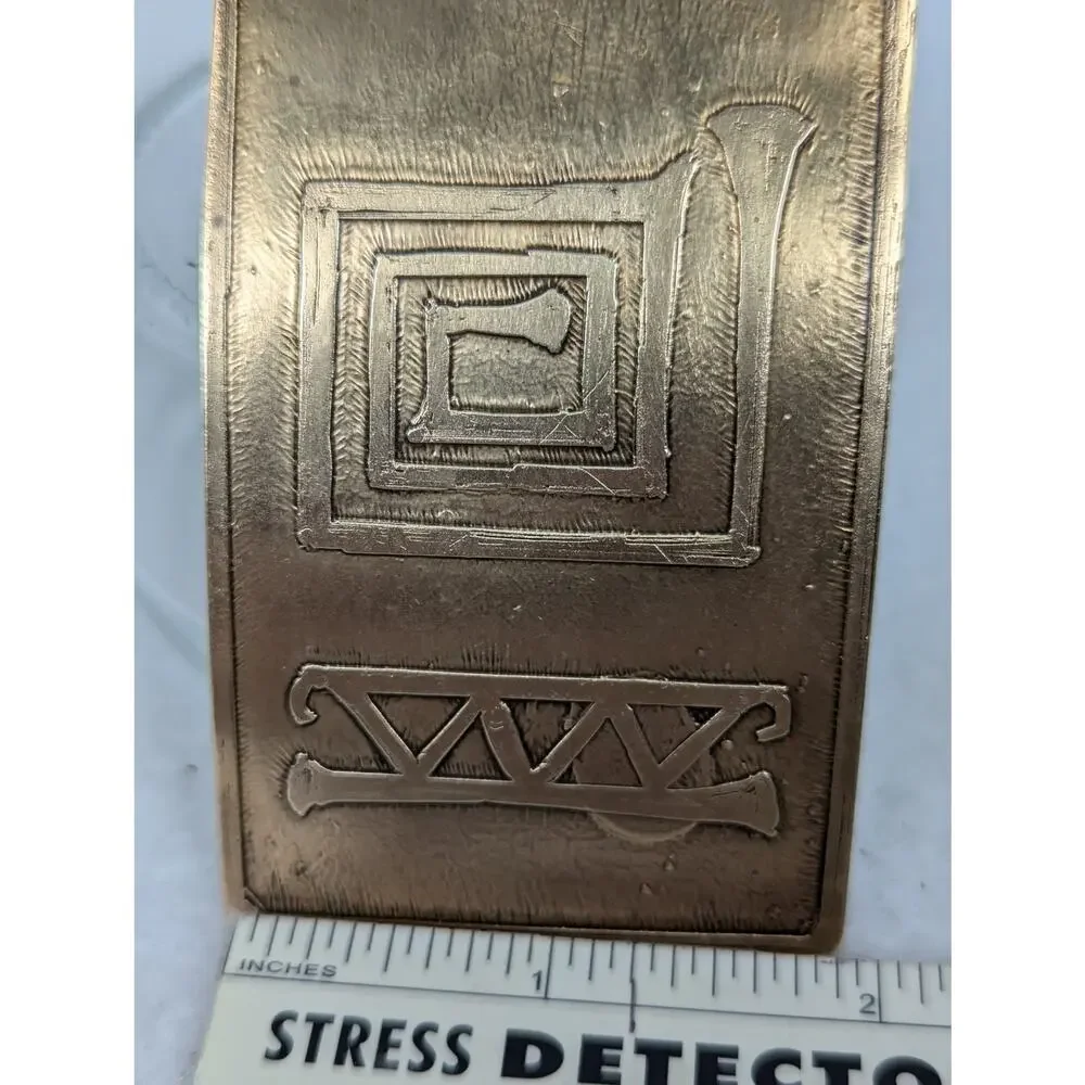 Belt buckle 